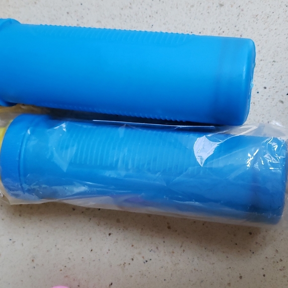 2 tone inflator and ballon tying tool set - Picture 4 of 4